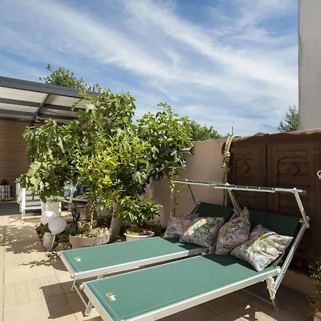 4-bedroom With Pool In