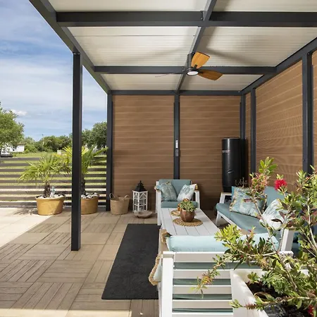 4-bedroom With Pool In * Peroj
