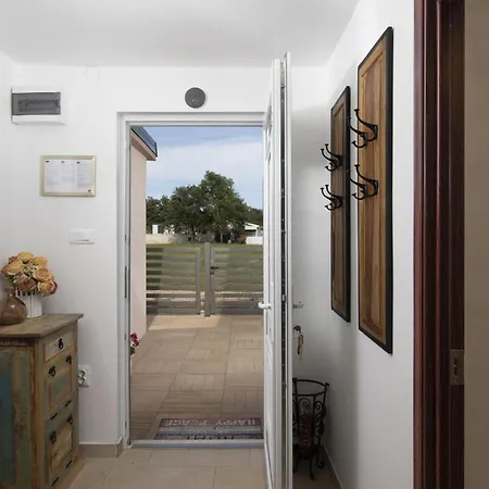 4-bedroom With Pool In *